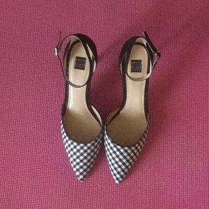 White House Black Market Gianna shoe